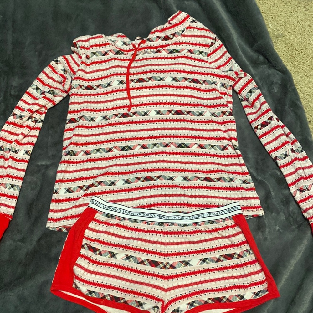 Victoria secret pajamas shorts with hoodie- small